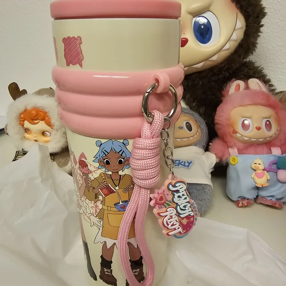 POP MART PEACH RIOT RUSH HOUR STRAW CUP - Picture 2 of 9